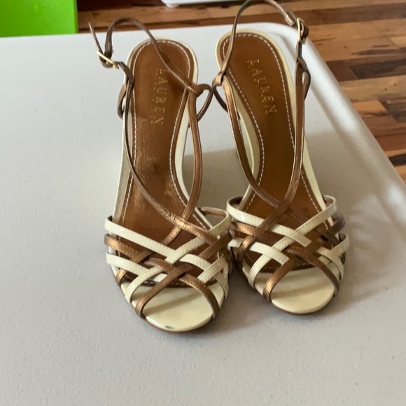 Lauren Ralph Lauren Patent Leather wedge sandals 7 - Picture 1 of 5
